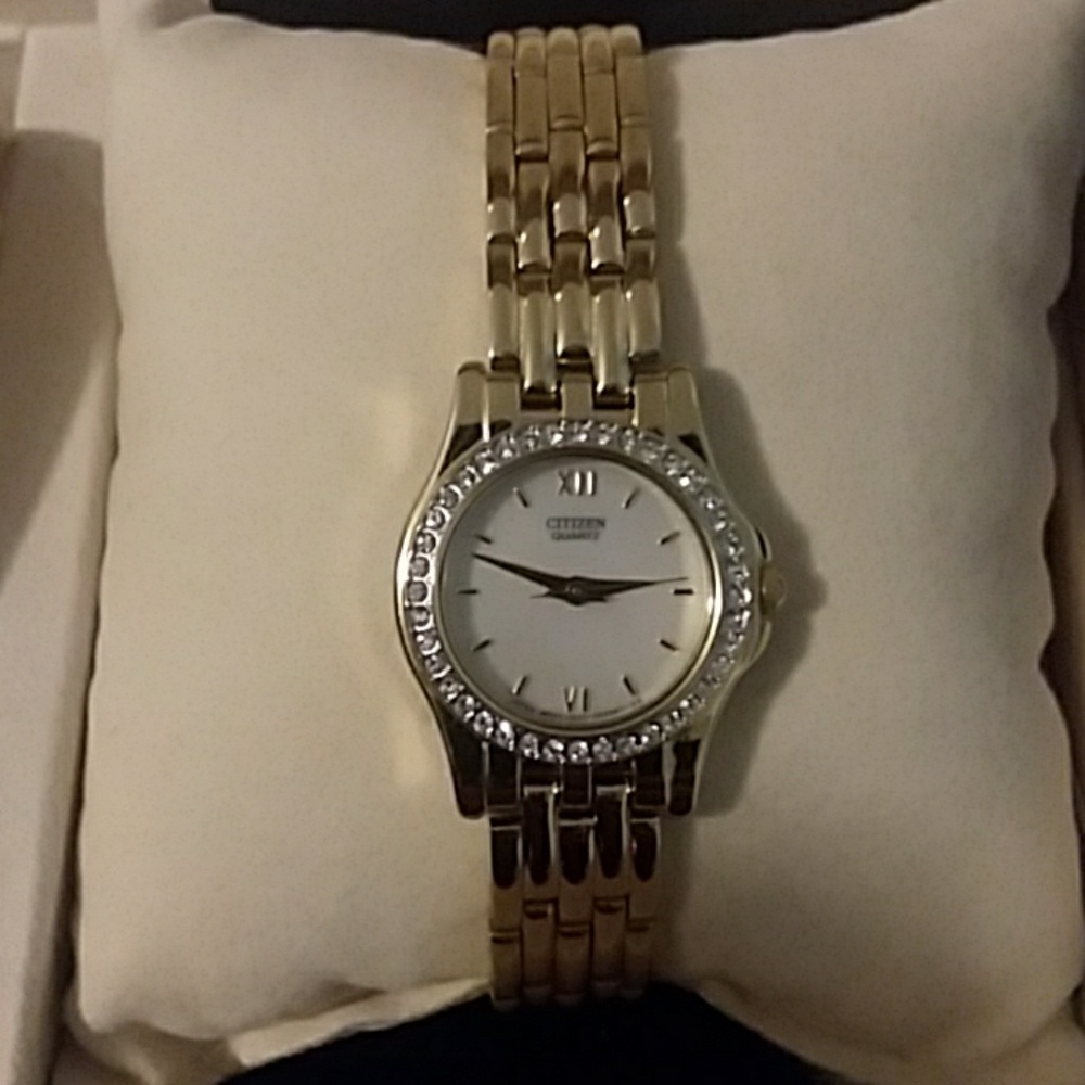 Watch - Picture 2 of 2